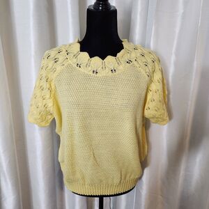 Vintage Sweater Womens L Yellow Soft Crochet Waffle Knit Cottagecore Grandma USA